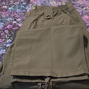 Men's Versatile Cargo Pants in Olive 40 X 30